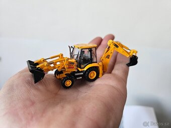 Historický kovový model JCB 3CX 1/87 Motorart - 4
