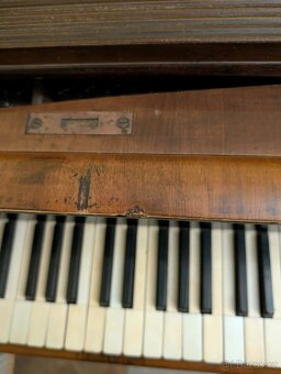 Klavír - 4