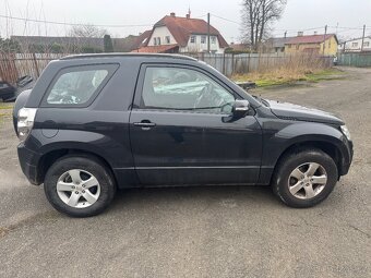 Prodám Suzuki Grand Vitara 1,6 benz rv 09 - 4