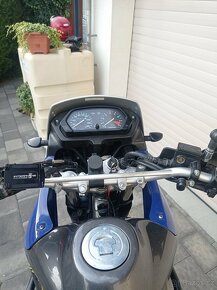 Honda NX 650 Dominator - 4