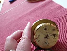 PRODÁM ŠVÝCARSKÝ MECHANICKÝ BUDÍK SWIZA - 4