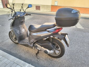 Aprilia Sport City 250 - 4