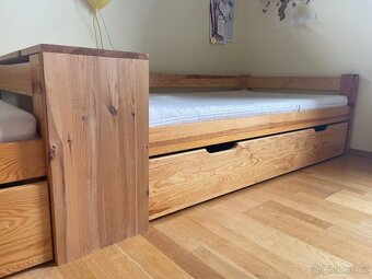 2x dětská postel z masivu 160x90cm vč. matrace - 4