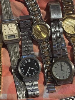 Stare hodinky celek 35 kusu - 4