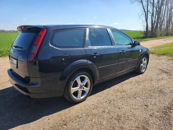 Ford Focus 1.8 16V kombi, R.V.2007 - 4