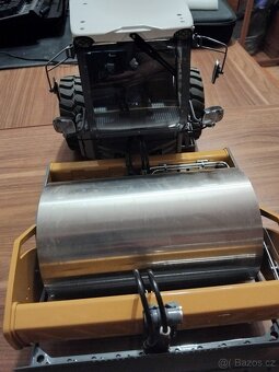 Rc hydraulicky silniční válec 1/14 - 4
