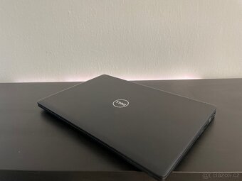 Dell Latitude 5580 i5/8GB/256GB SSD/Win11 Pro - 4