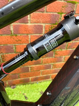 Černé elektrické horské kolo Cannondale Moterra 3 (XL) - 4