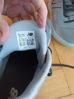 Basketbalové boty New Balance Two Wxy v4 vel. 43 - 4