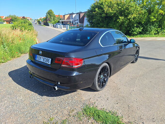 BMW 335i e92, automat, zadokolka, R19 - 4