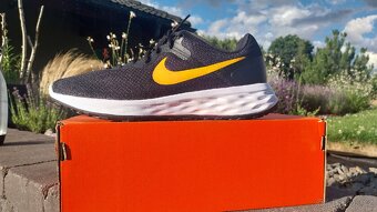 Nike Revolution 6 - 4