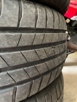 Letní pneu 215/55/17 Bridgestone 90% - 4