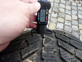 ZIMNÍ PNEU 225/60R17 SEMPERIT - 4