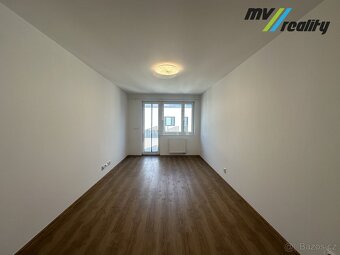 Poděbrady, pronájem bytu 2+kk 50m2 s balkónem 4m2 - 4