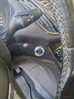 Ford Kuga - 4