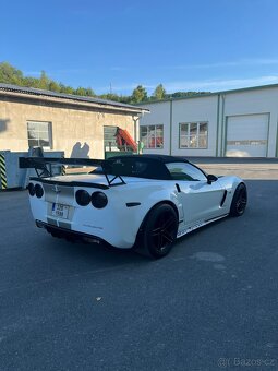 Chevrolet Corvette C6 - 4