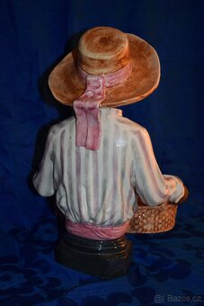 Porcelánová soška - Černošský sběrač - 4
