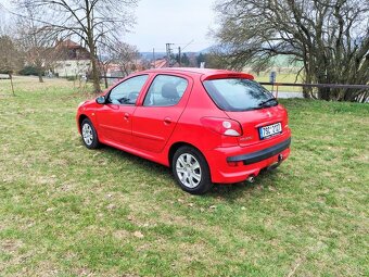 Peugeot 206+ BASIC - po 1. majiteli - 4