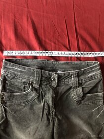 Manšestrové kalhoty, vel. 152 - 4