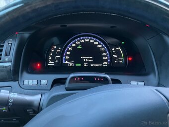Prodám Lexus LS 600 h Long - 4