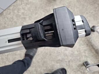 Prodám střešní nosiče Thule WingBar Evo 128cm - 4