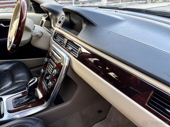 VOLVO XC70 D5 AWD SUMMUM - 4