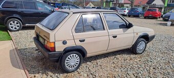 Škoda Favorit 1.3i 46kW 136L - 4