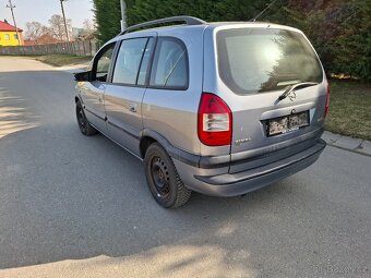 Opel Zafira 2.0 Diesel Klima 7 mist Model 2004 - 4