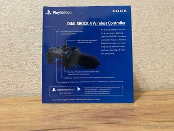 Ovladač PS4 - 4