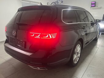 VW Passat B8 Variant 2.0TDI 110kW EVO DSG ACC Navi MATRIX - 4