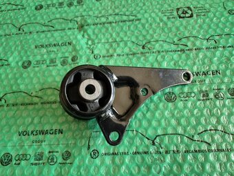 držák uložení převodovky Škoda Felicia 1.3 6U0199427A - 4