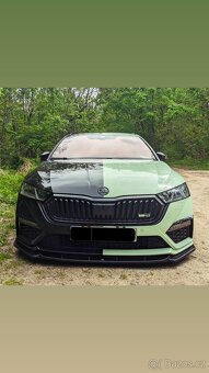 Černé lesklé logo/znak ŠKODA - 4
