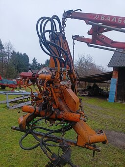 Závěsný nakladač do 3 b - 4