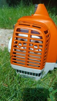 Prodám křovinořez Stihl FS 235 - 4