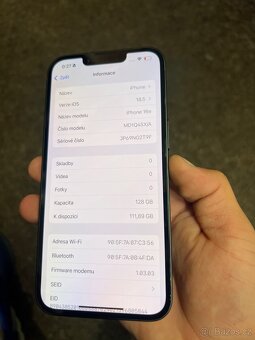 Apple iPhone 16e černý 128GB - 4