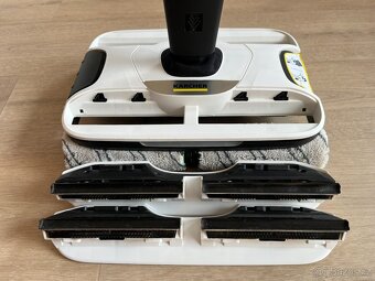 Kärcher FC 7 Cordless Premium 1.055-760.0 + příslušenství - 4