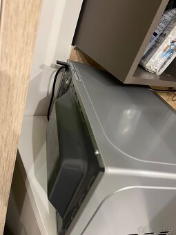 Mikrovlnná trouba SIGURO – moderní design, perfektní stav - 4