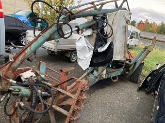 Nakladač unhz 500 - 4
