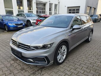 VW Passat GTE Variant 1.4 TSI 160kW DSG - záruka Autodraft - 4