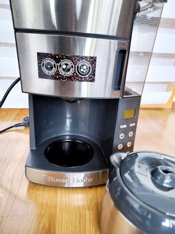 Překapávač s mlýnkem Russell Hobbs - 4