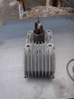 Hlava válců orlík 1Jsk 75 jednopístový - 4