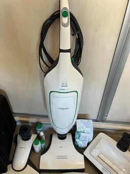 Vorwerk VK200 s bohatým příslušenstvím - 4