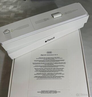 iPad 9. generace (64GB, Space Grey, 2021) + Apple Pencil - 4