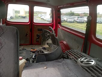 Prodám díly z VW transportér T5 1.9 tdi - 4