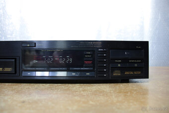 CD přehrávač / 6CD changer Pioneer. - 4