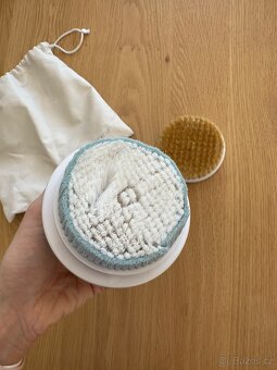 Elektrický kartáč na peeling - 4