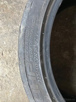 Pneu 225/40 zr18 - 4