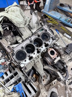 BMW E91 320d (nepojízdné) - 4