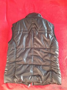 Černá nenošená Fishbone vesta, vel. L, za 150 Kč - 4