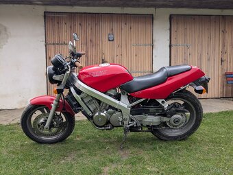 Honda NTV 650 Hawk GT - 4